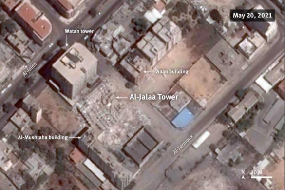 Gaza – 20 mai 2021: Image satellite enregistrée cinq jours APRÈS la frappe aérienne israélienne du 15 mai qui a causé l’effondrement de cet immeuble. © 2021 CNES-Airbus DS (image) / HRW